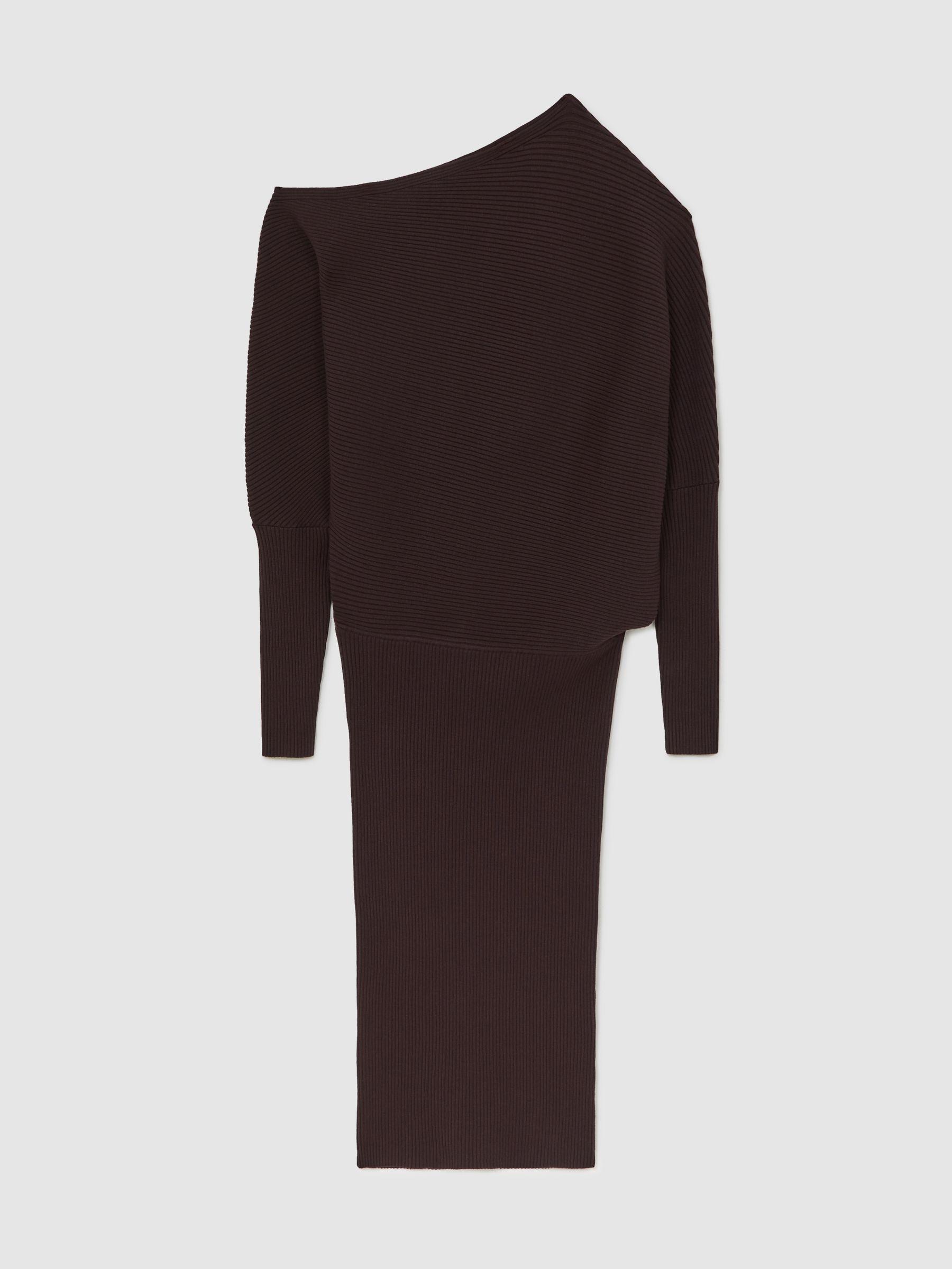 Off-The-Shoulder Ribbed Midi Dress in Plum Purple Product Image