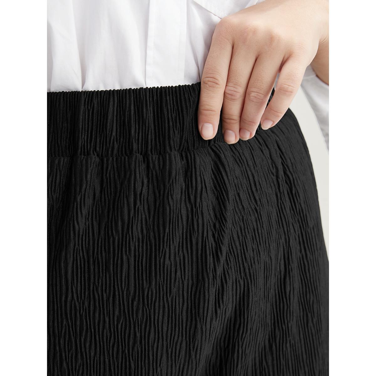 Plus Size Solid Pocket Textured Elastic Waist Pants Women Black Casual Mid Rise Dailywear Pants BloomChic 14-16/1X Product Image