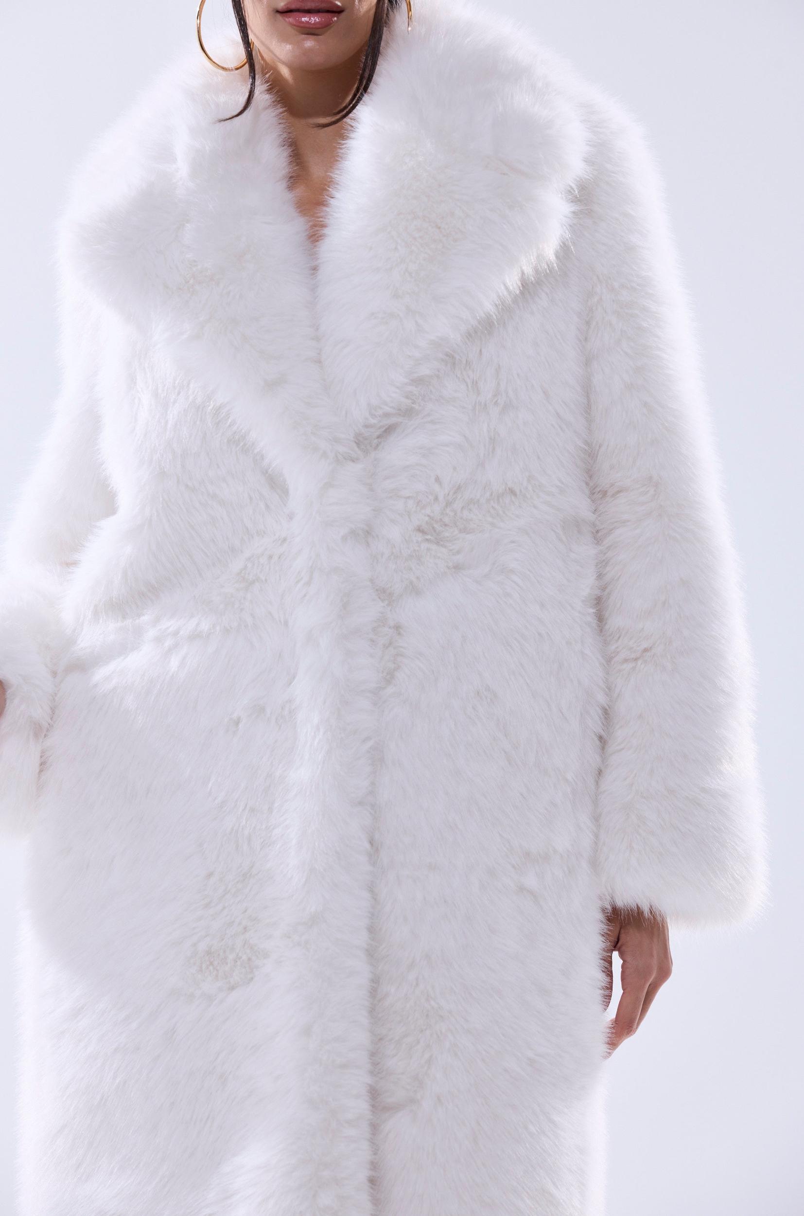 OSLO FAUX FUR COAT IN WHITE Product Image