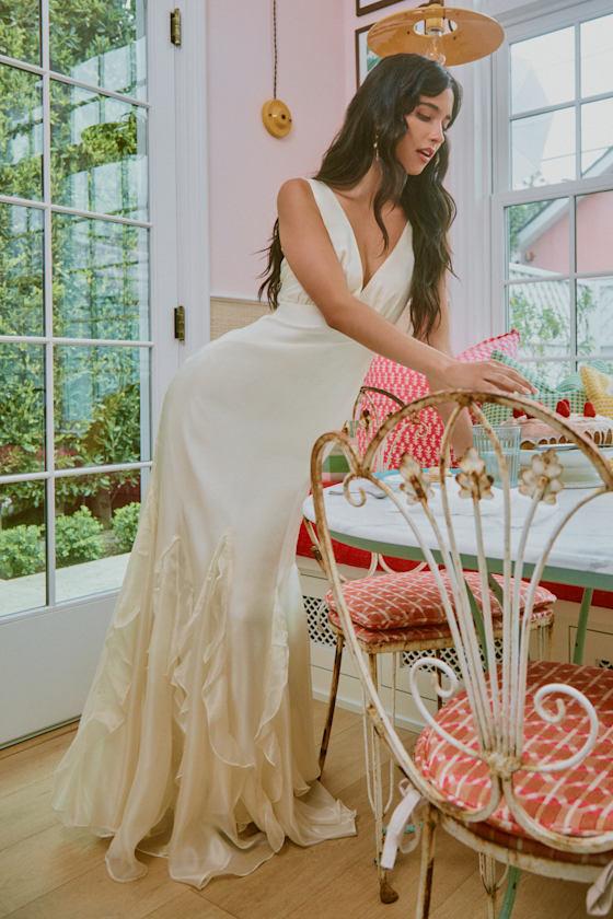 Deluca Ivory Sleeveless Ruffled Maxi Dress Product Image