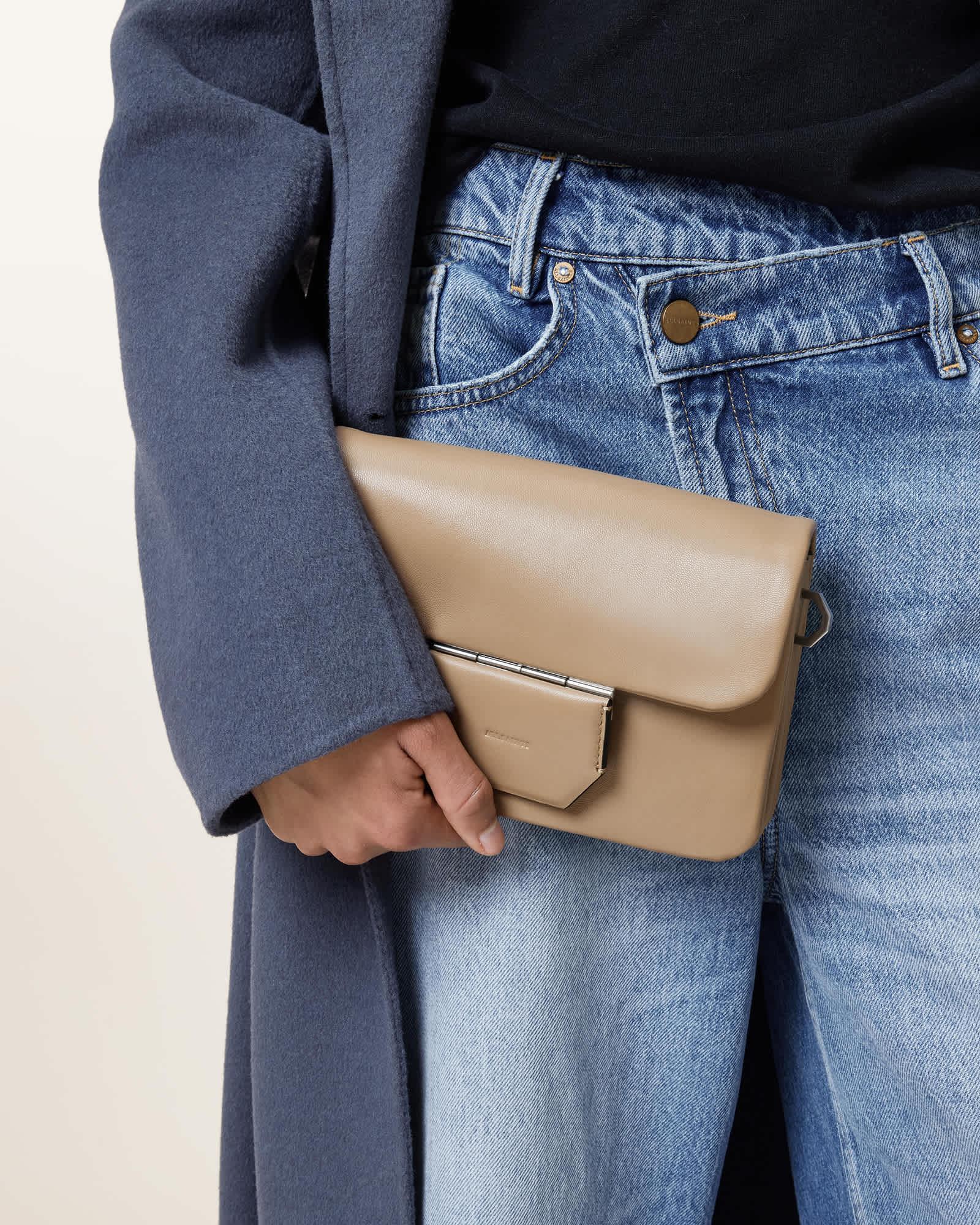 Ondine Leather Shoulder Bag Product Image