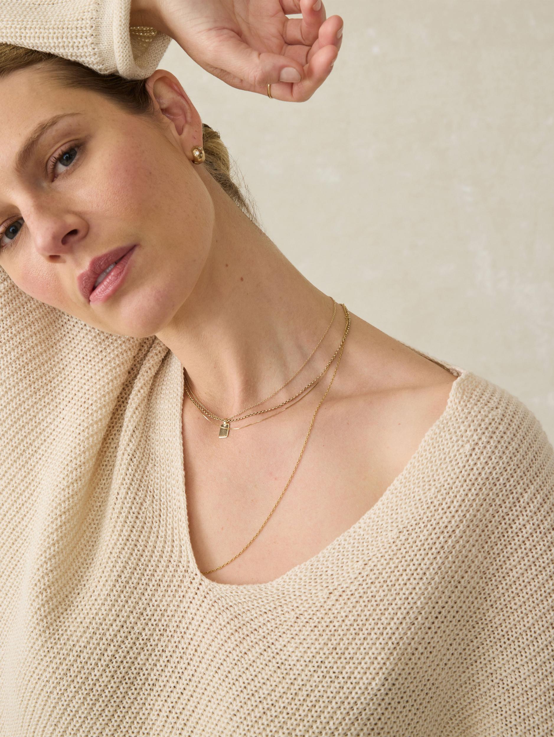 Miramar Linen V-Neck Sweater - Summer Sand Female Product Image