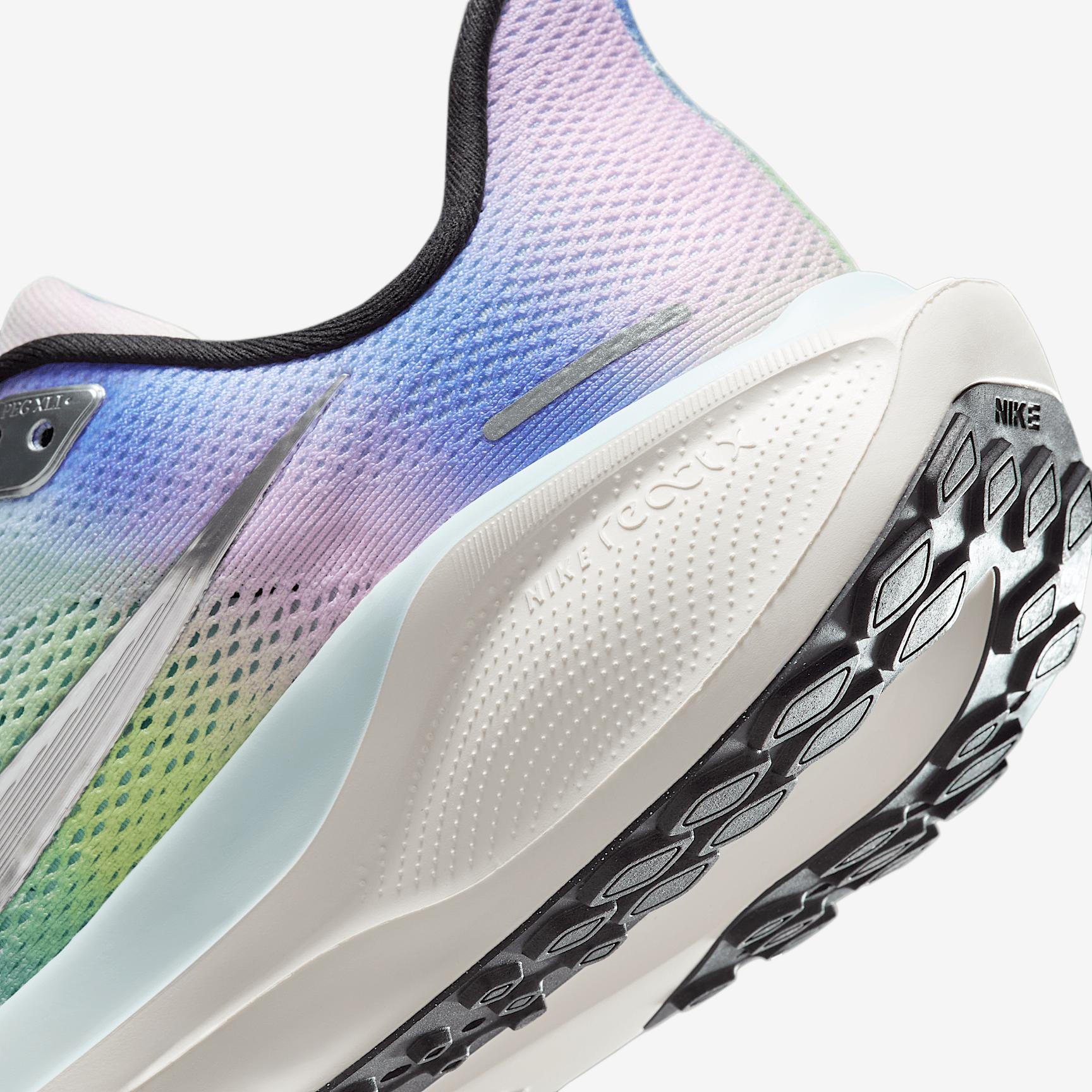 Nike Womens Pegasus 41 SE Road Running Shoes | HJ7816-400 Product Image