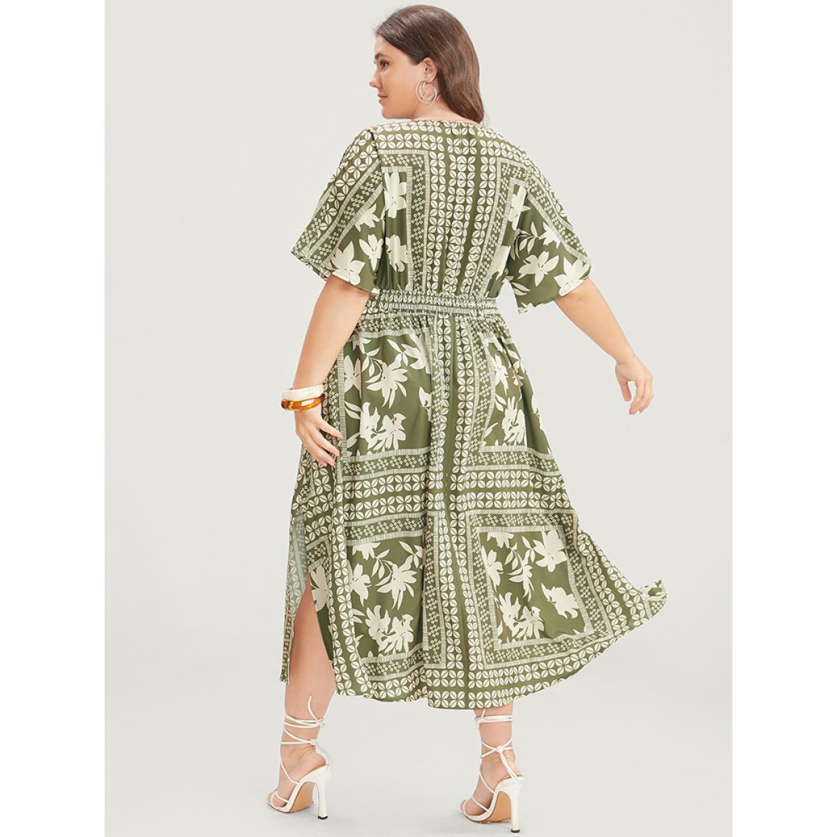 Plus Size Floral Print Ruffles V Neck Shirred Pocket Split Hem Dress Mint Women Vacation Pocket V-neck Short sleeve Curvy Midi Dress BloomChic 18-20/2X Product Image