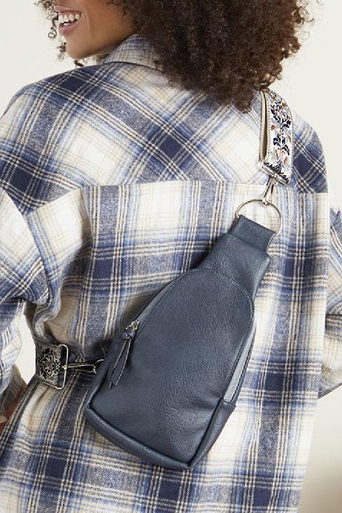 Rhea Crossbody Product Image