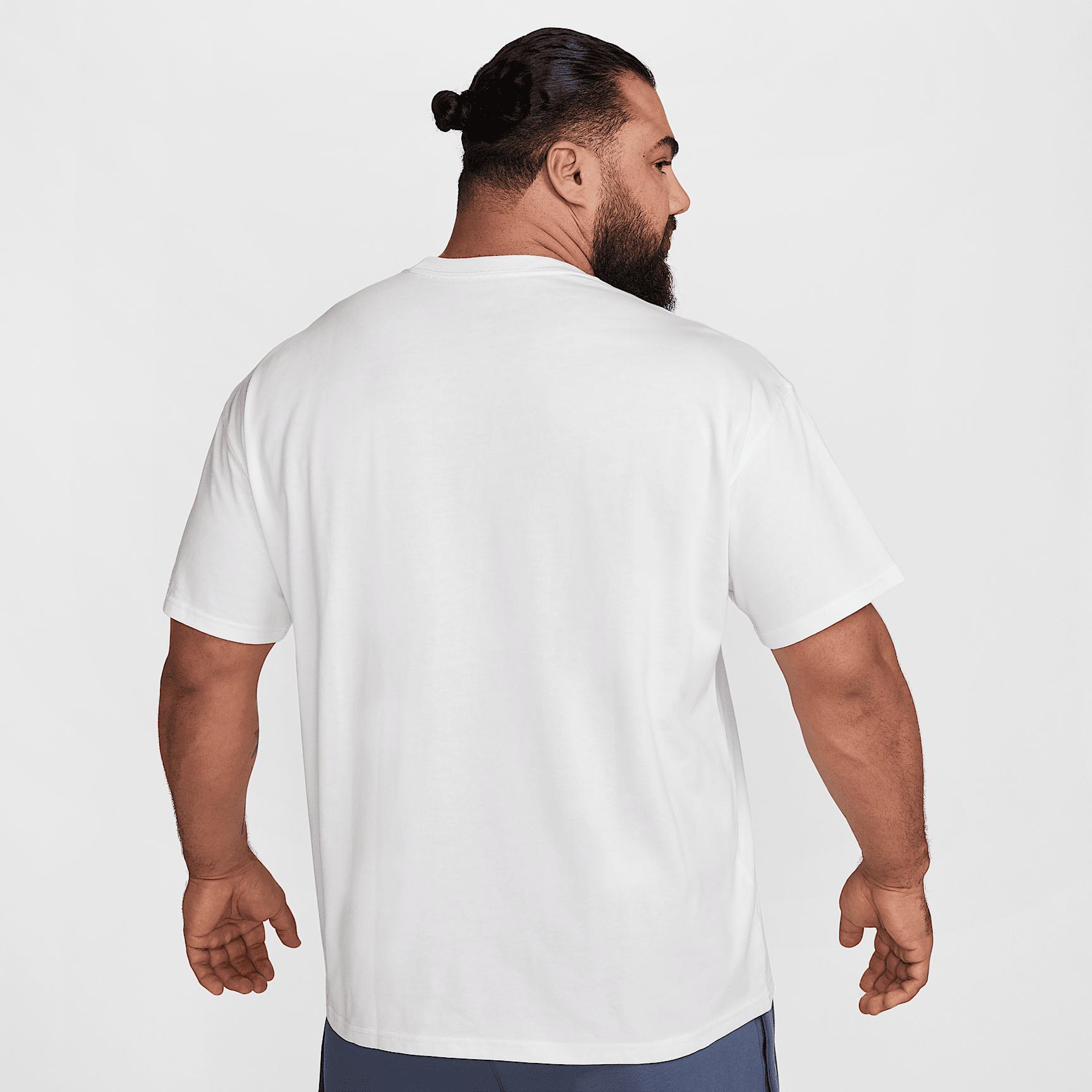 LeBron Men's Max90 Basketball T-Shirt Product Image