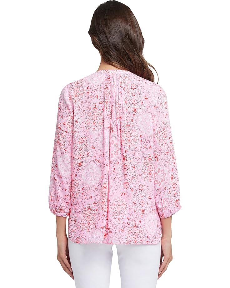 Blouse w/ Pleated Back Product Image