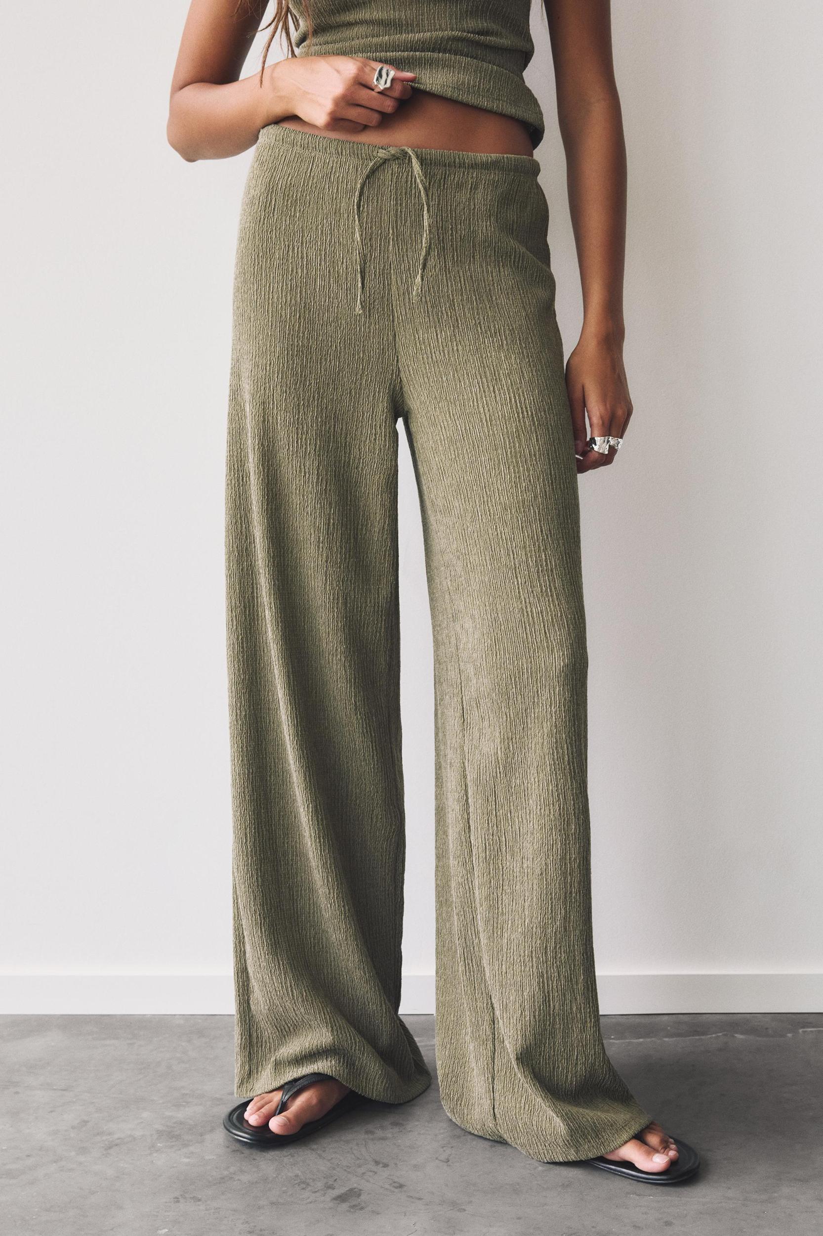 Wide-leg crepe pants Product Image