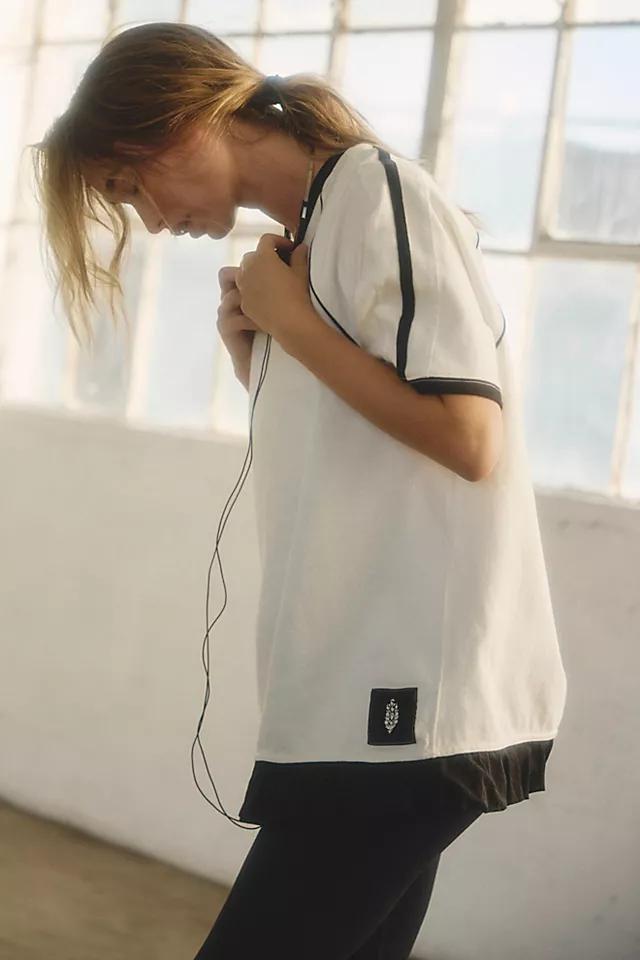 Baseline Solid Tee Product Image