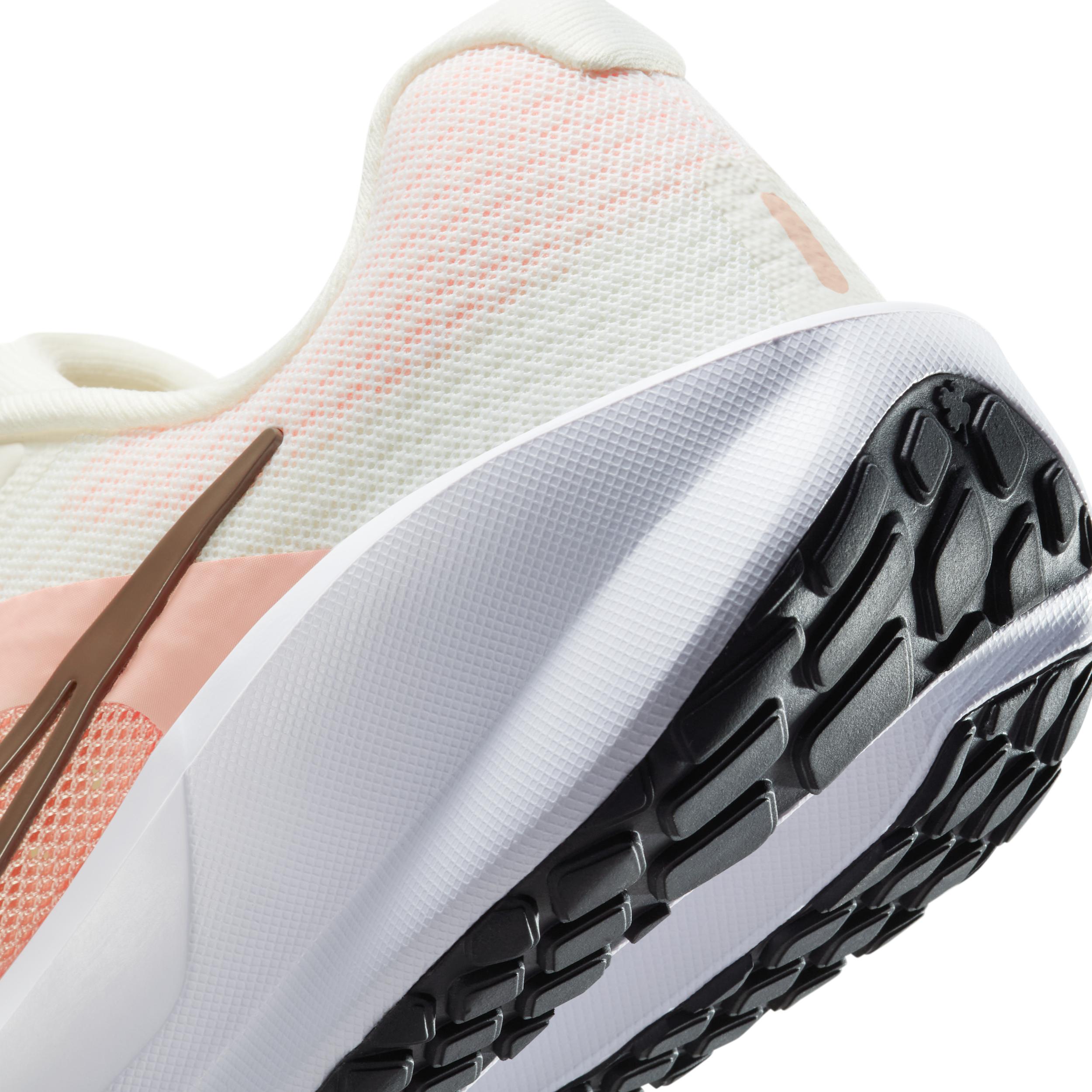 Nike Women's Downshifter 13 Road Running Shoes Product Image