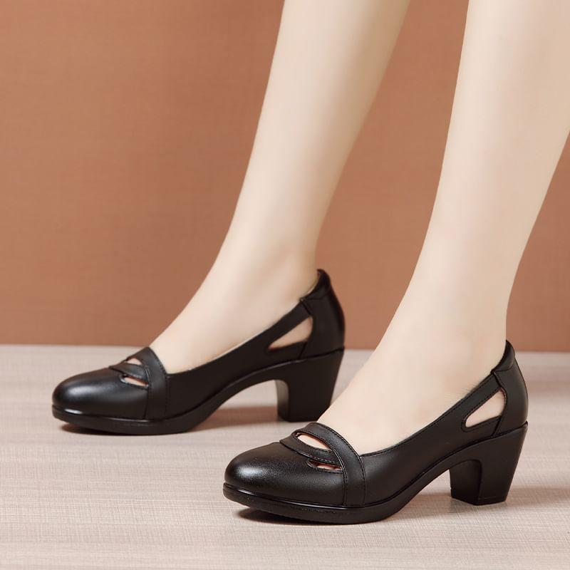 Chunky Heel Plain Cutout Faux Leather Pumps Product Image