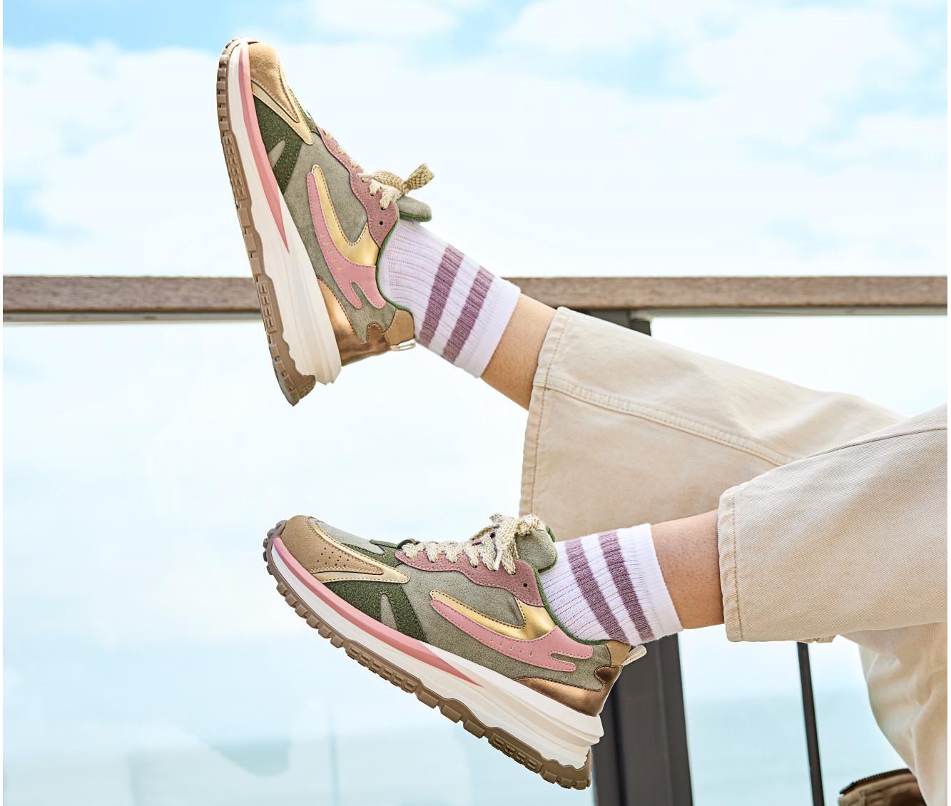 Women's Blowfish Malibu Leo Fashion Sneakers Product Image