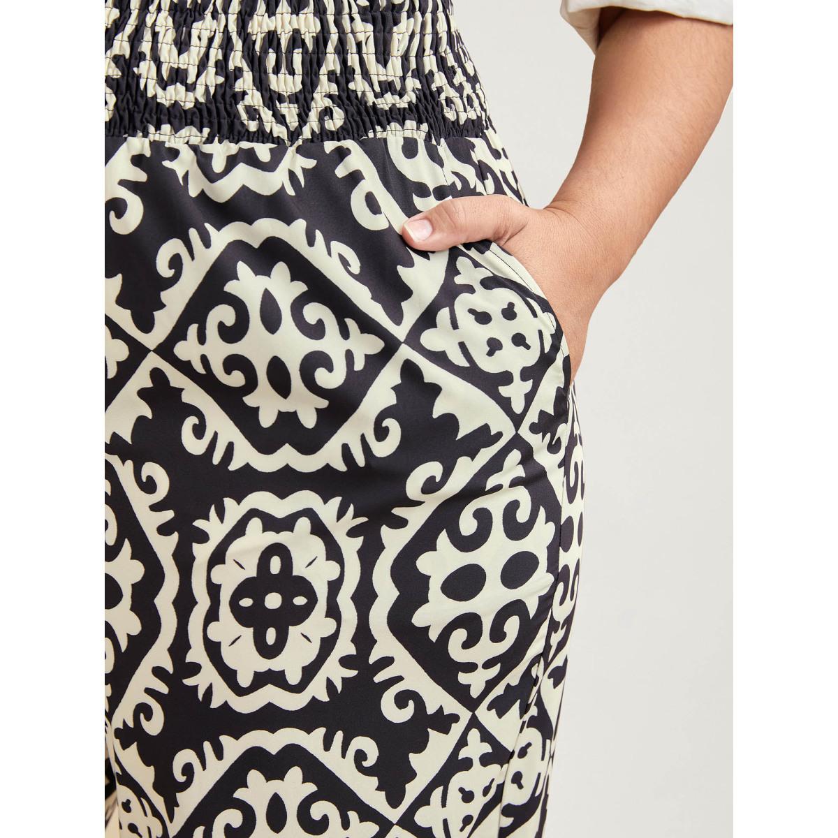 Plus Size Ornate Print Contrast Hem Straight Leg Pants Women Black Resort Straight Leg Mid Rise Vacation Pants BloomChic 12/L Product Image