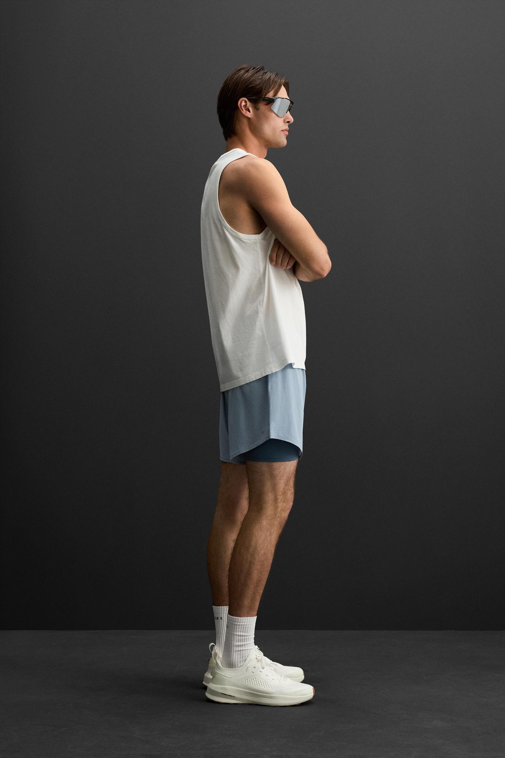 2-IN-1 PERFORATED SHORTS Product Image