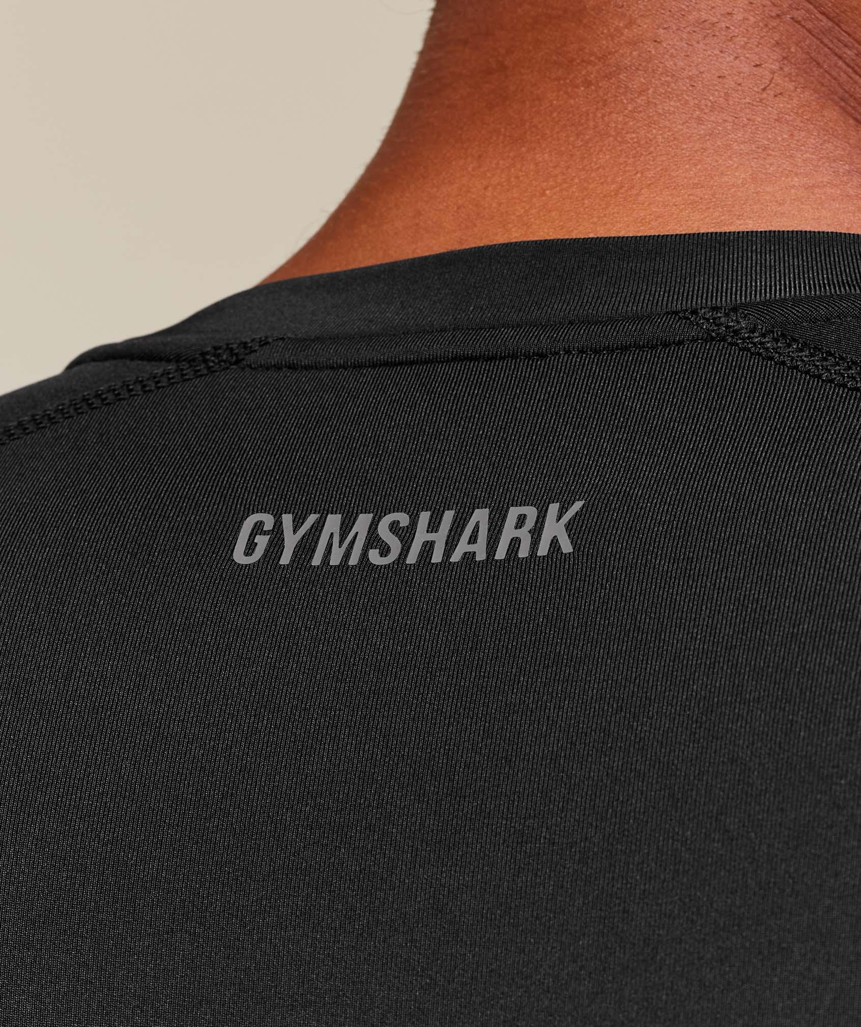 Gymshark Element Baselayer Long Sleeve T-Shirt - Black Male Product Image