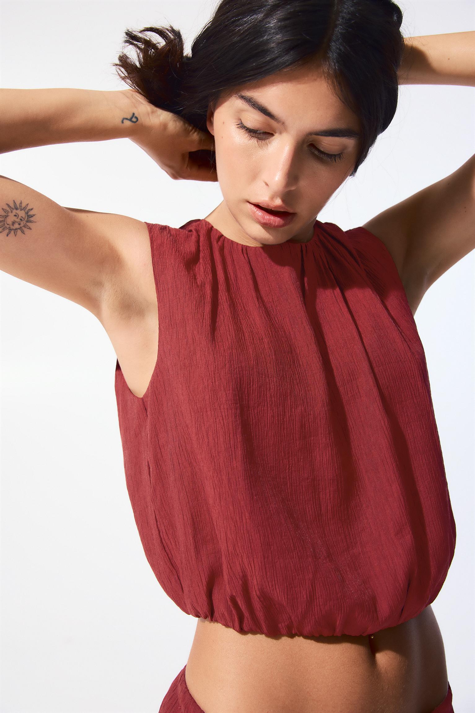 Rustic balloon top Product Image