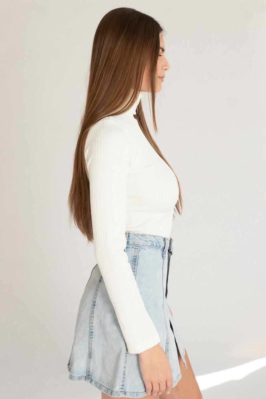 Seamless Ribbed Turtleneck Product Image