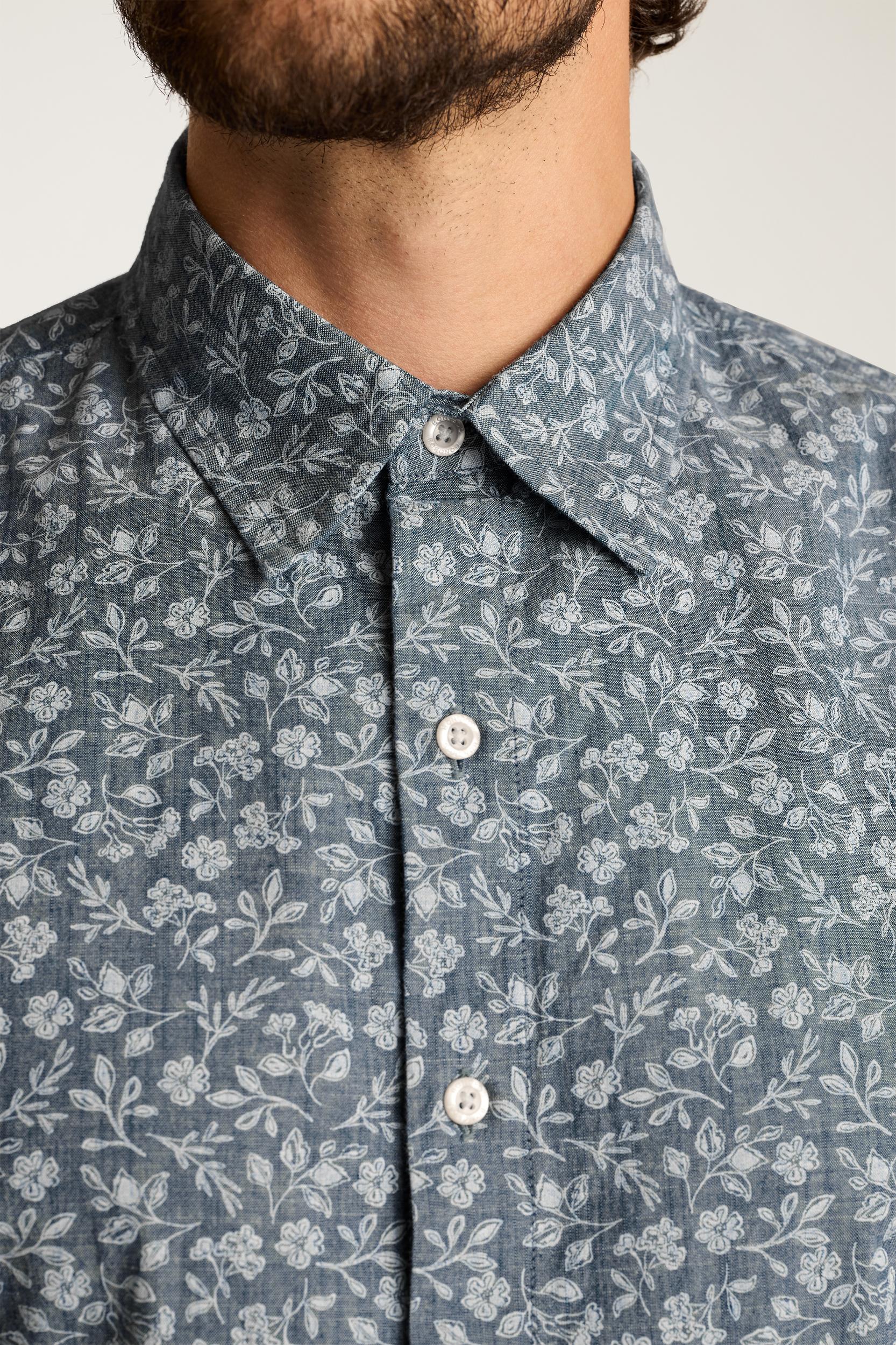 Riviera Short Sleeve Shirt Product Image