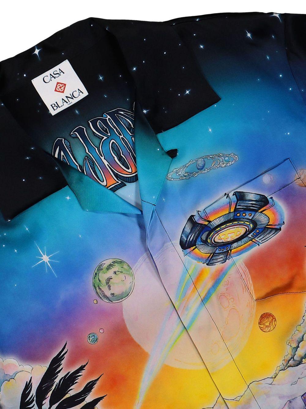 graphic-print shirt  Product Image