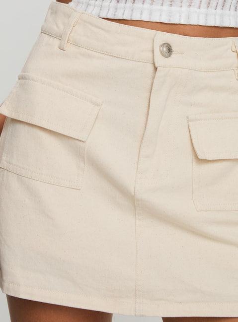 Cadern Skort Cream Product Image