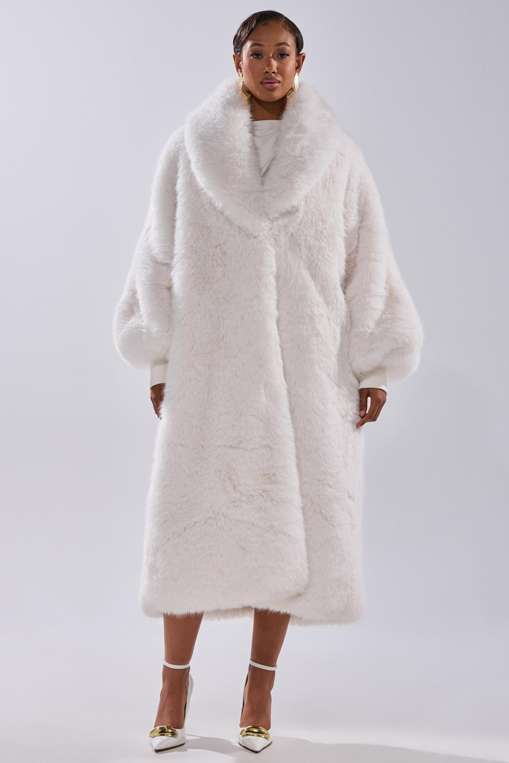 TSUNAMI FAUX FUR COAT IN WHITE Product Image