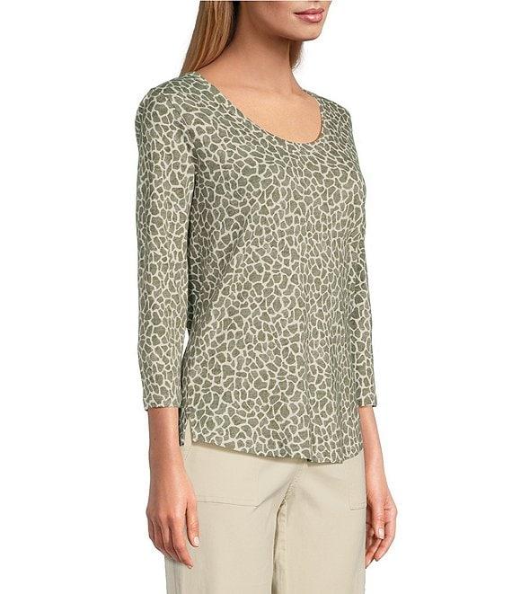 Tommy Bahama Ashby Safari Spot Scoop Neck 3/4 Sleeve Tee Shirt Product Image