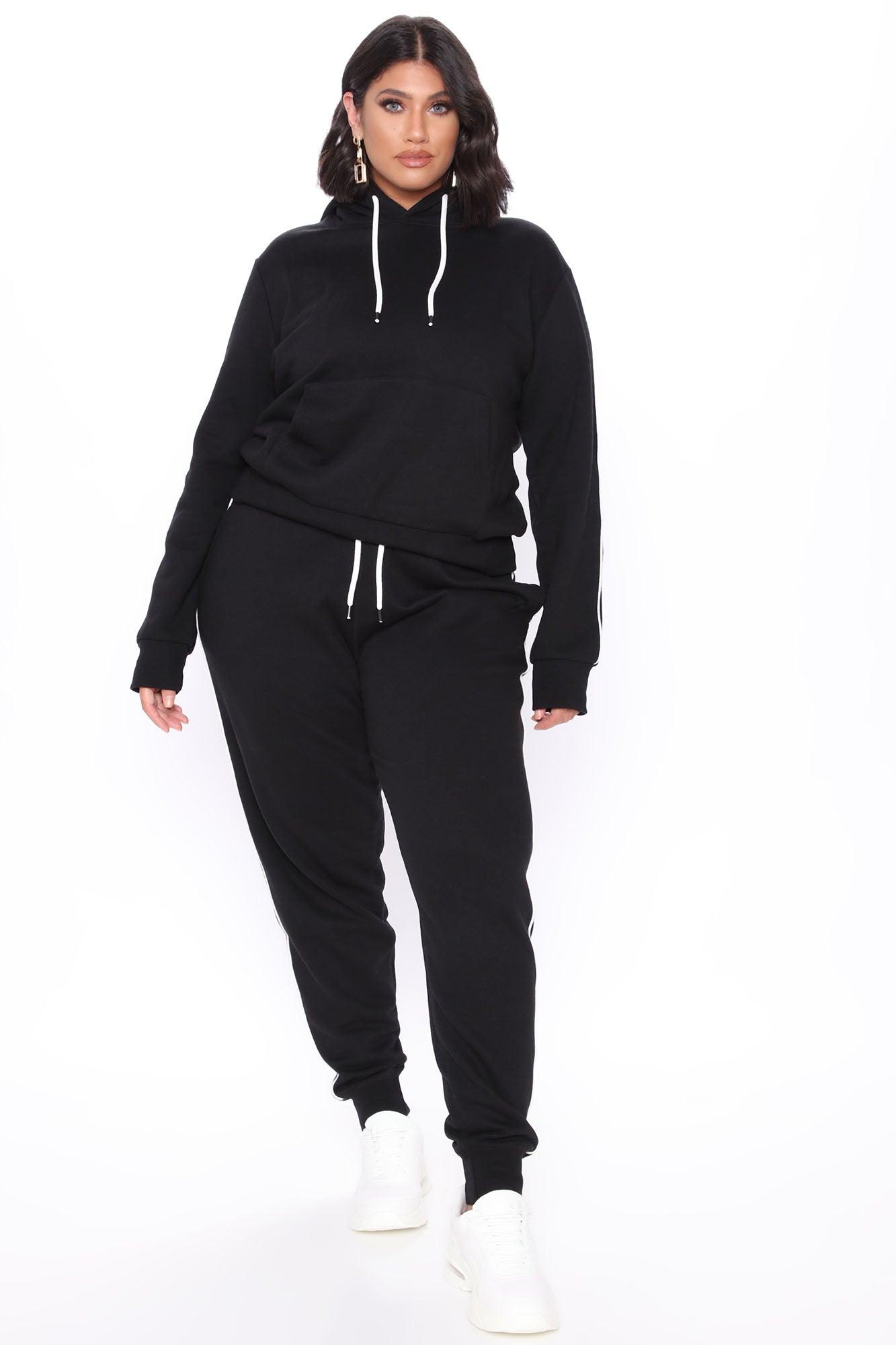 Tennis And Chill Fleece Pullover Hoodie - Black Product Image