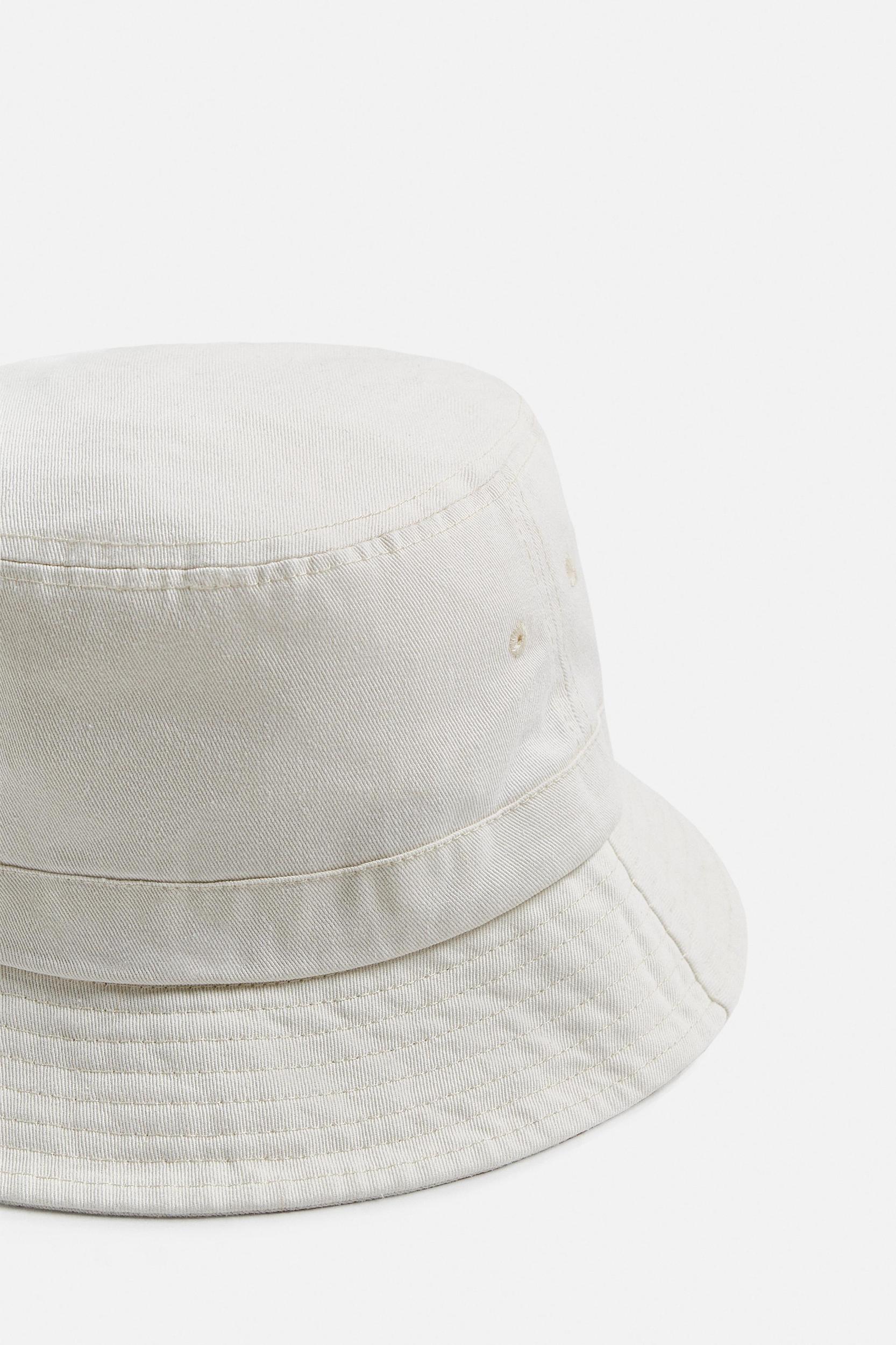 COTTON BUCKET HAT Product Image