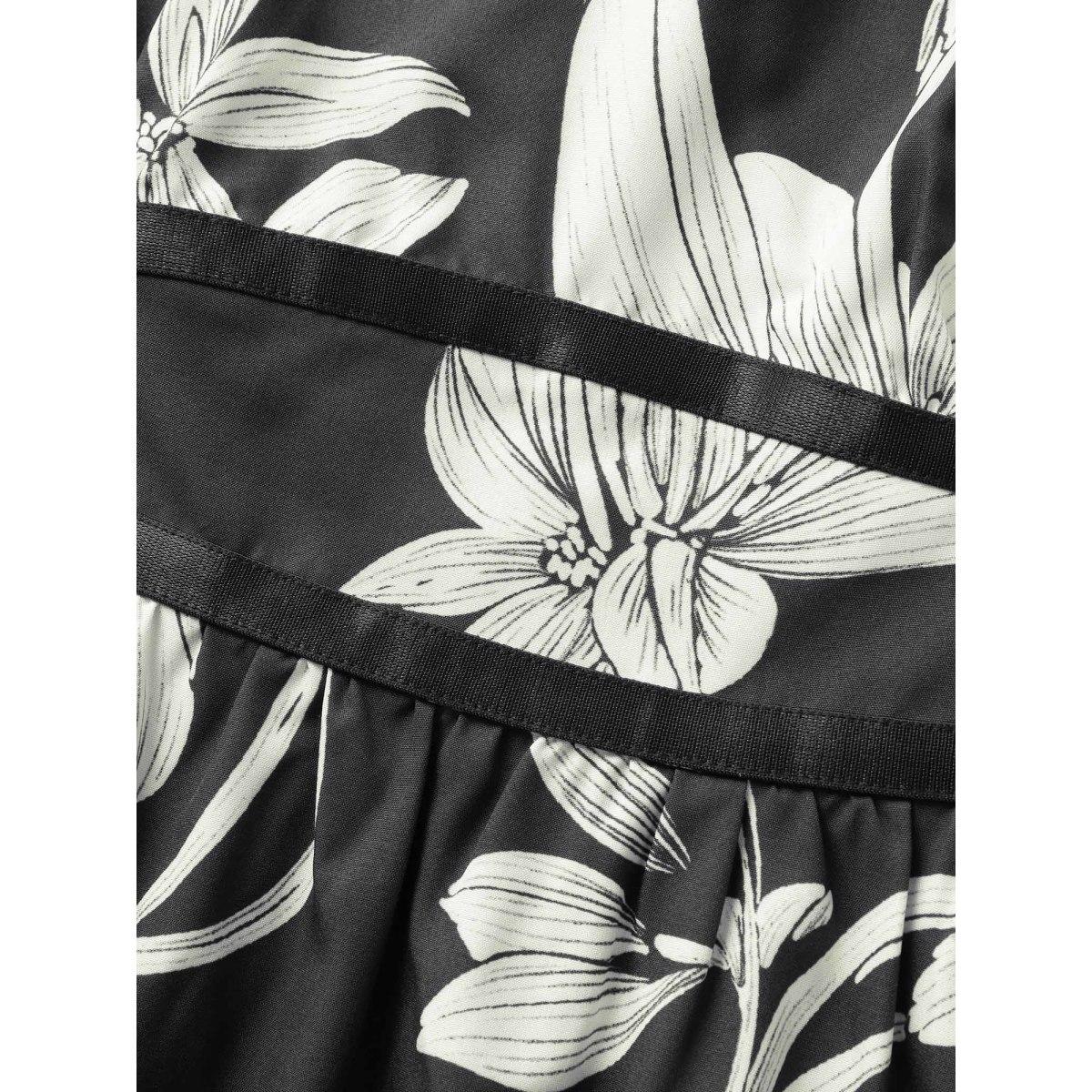 Plus Size Floral Print Gathered Pocket Tank Dress Black Women Casual Pleated V-neck Sleeveless Curvy BloomChic 14-16/1X Product Image