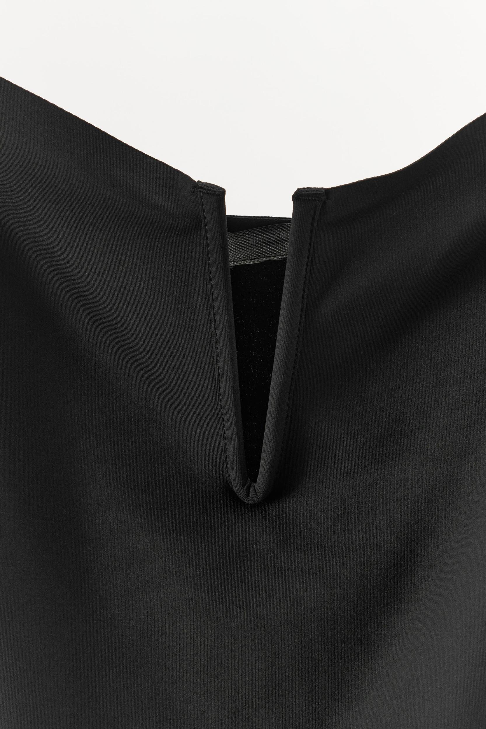 DRESS WITH METAL APPLIQUÉ POLYAMIDE Product Image