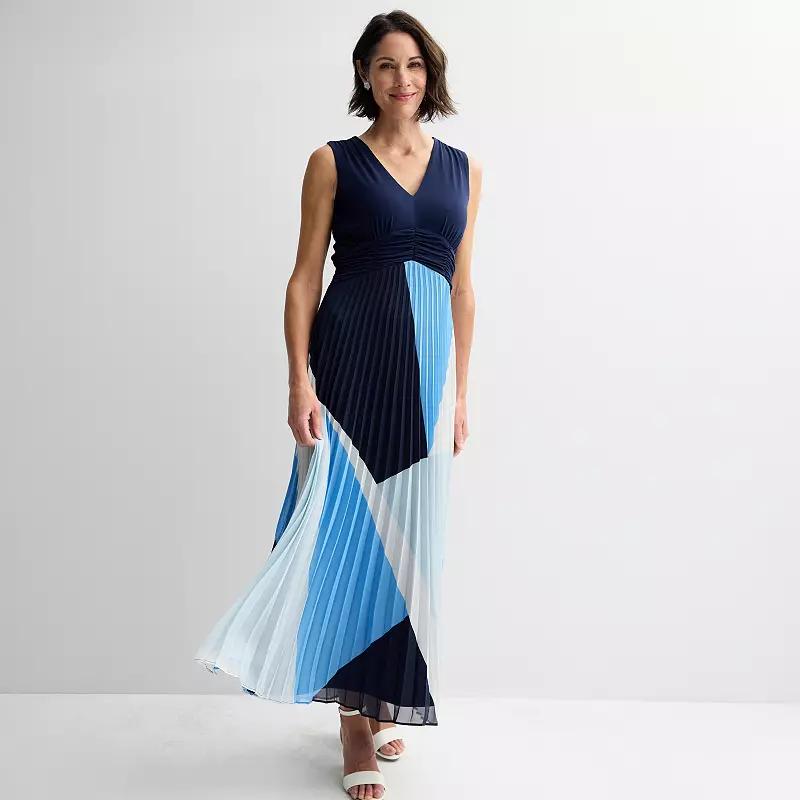 Women's Sandra Darren V-Neck Sleeveless Pleated Maxi Dress, Size: Small, Blue Product Image