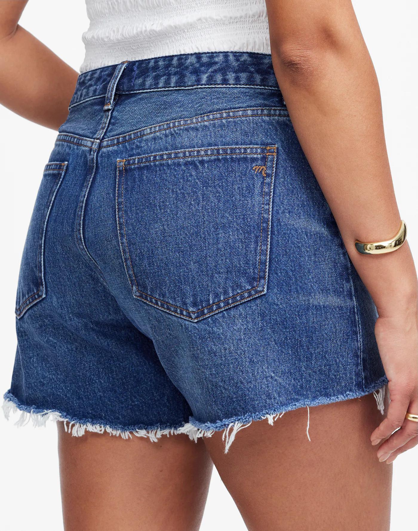 The Curvy Brynn Long Short in Polacheck Wash Product Image