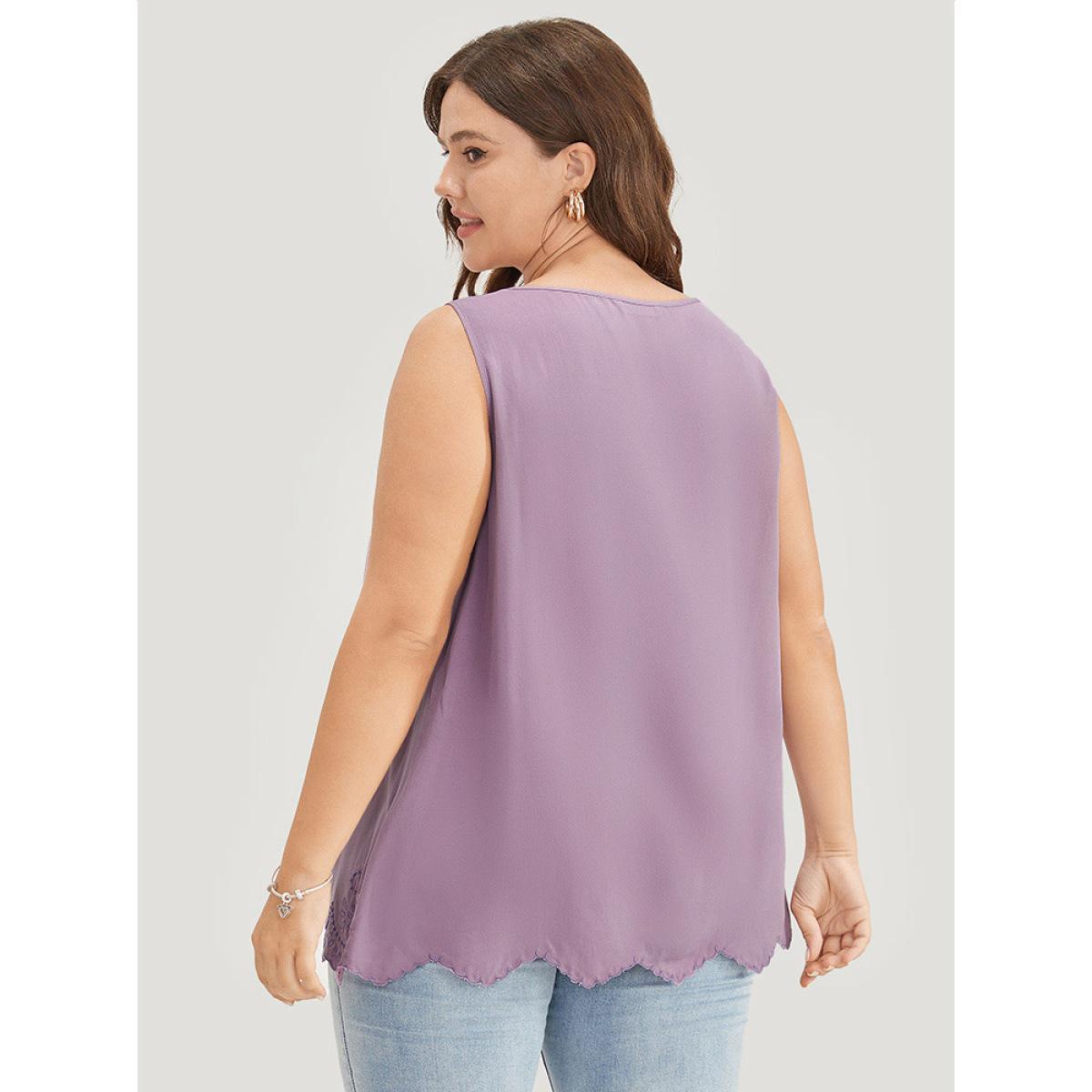Plus Size Plain Embroidered Scalloped Trim Tank Top Women Mauve Elegant Embroidered Round Neck Dailywear Tank Tops Camis BloomChic 28/5X Product Image