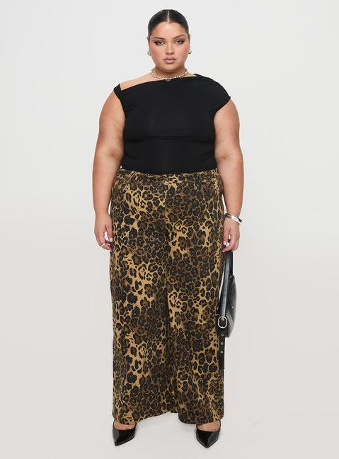 Beller Bodysuit Black Curve Product Image