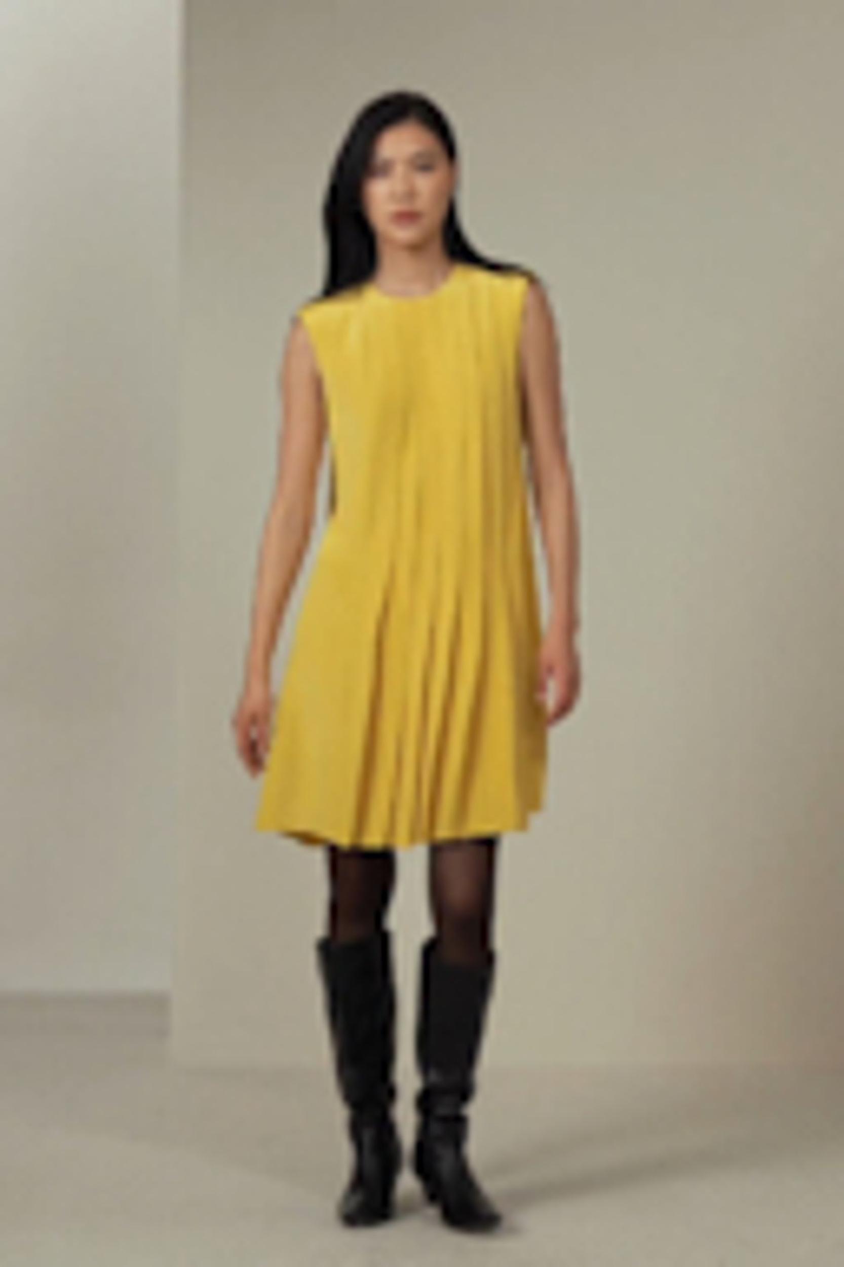 Sleeveless accordion pleated silk dress Product Image