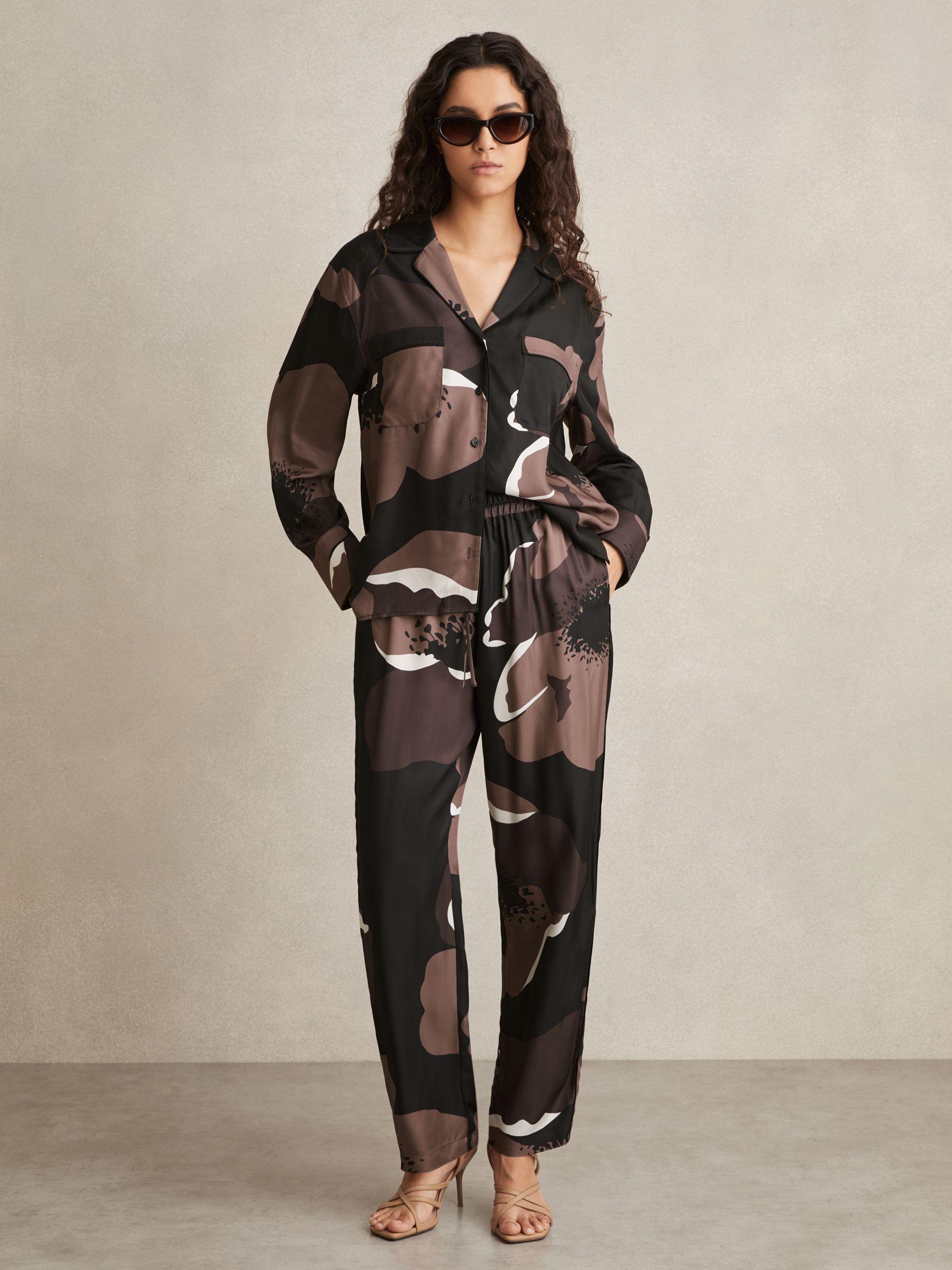 Floral-Print Wide-Leg Trousers in Black/Brown Product Image