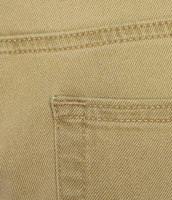 Cremieux Premium Denim Relaxed Straight Fit Stretch Jeans Product Image