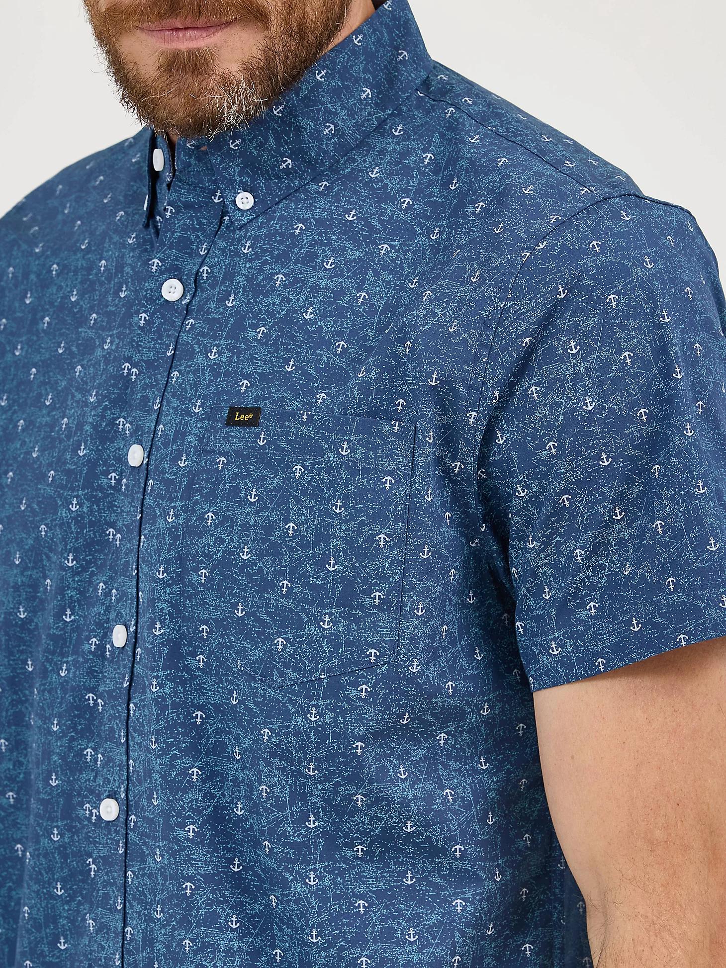 Men's Short Sleeve Textured Print Button Down Shirt | Men's Tops & Tees | Lee® Product Image
