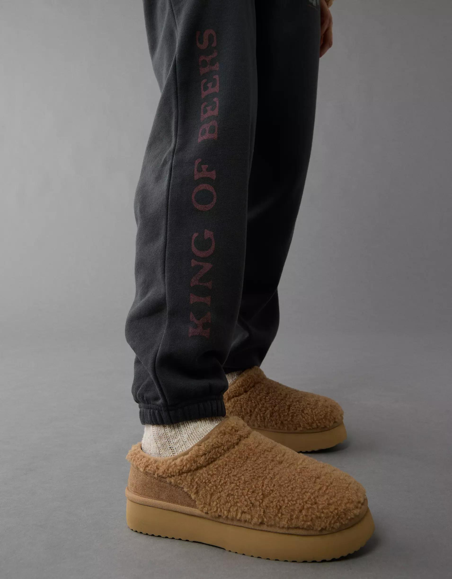 AE Budweiser-Print Sweatpants Product Image