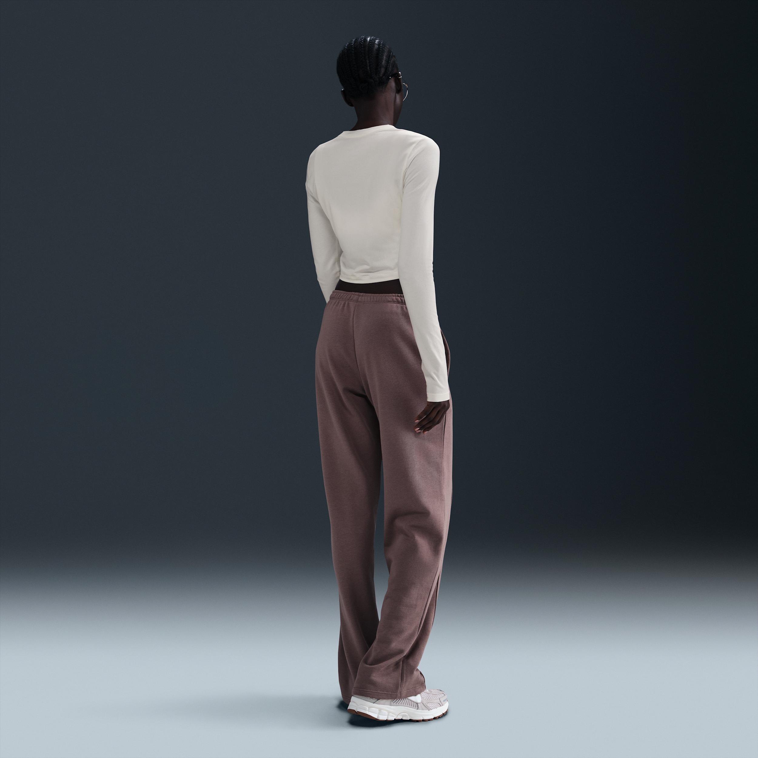 Nike Sportswear Chill Knit Women's Slim Long-Sleeve Cropped Top Product Image