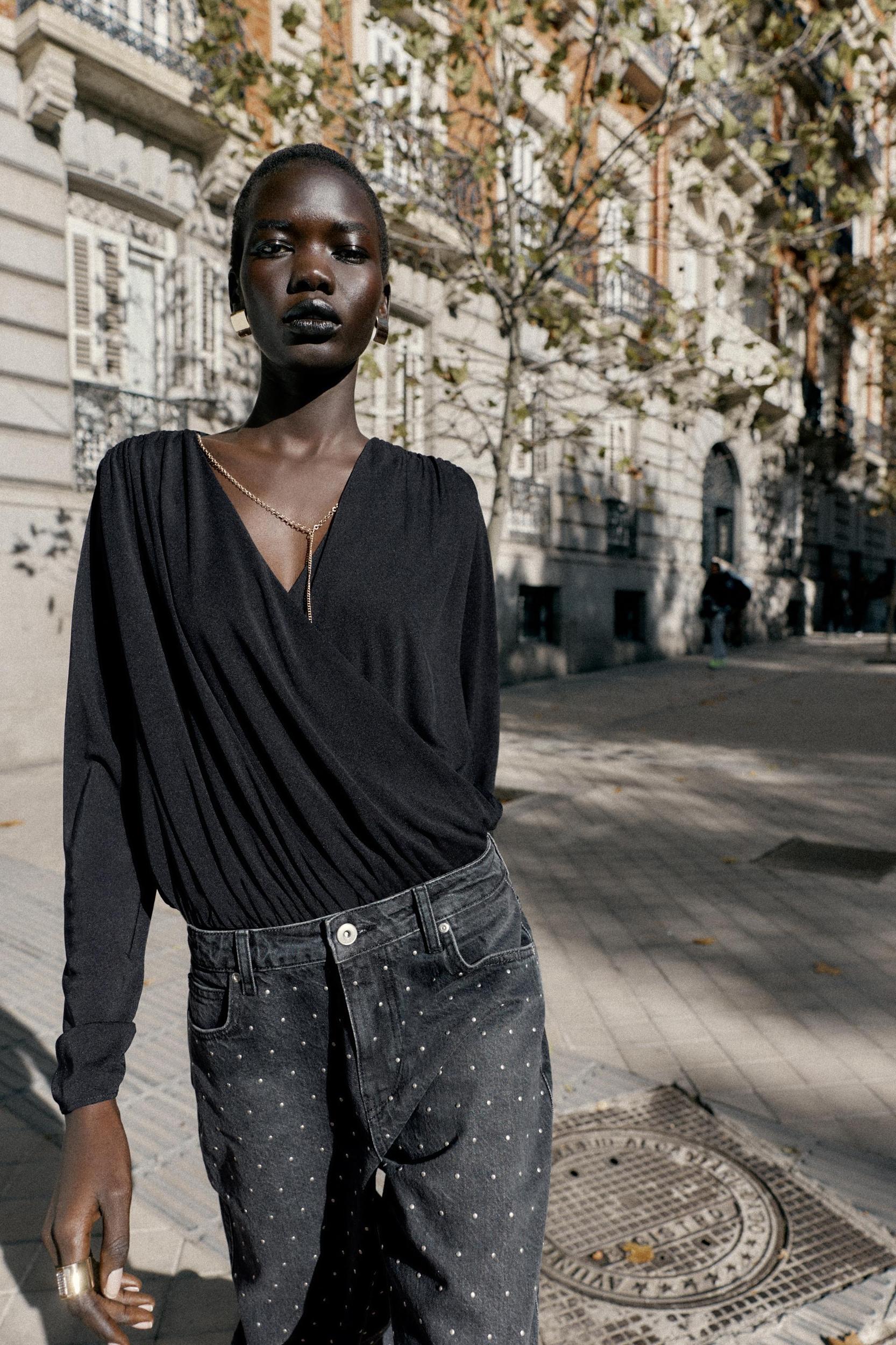 Z1975 HIGH WAIST LOOSE STRAIGHT JEANS WITH SPARKLE Product Image