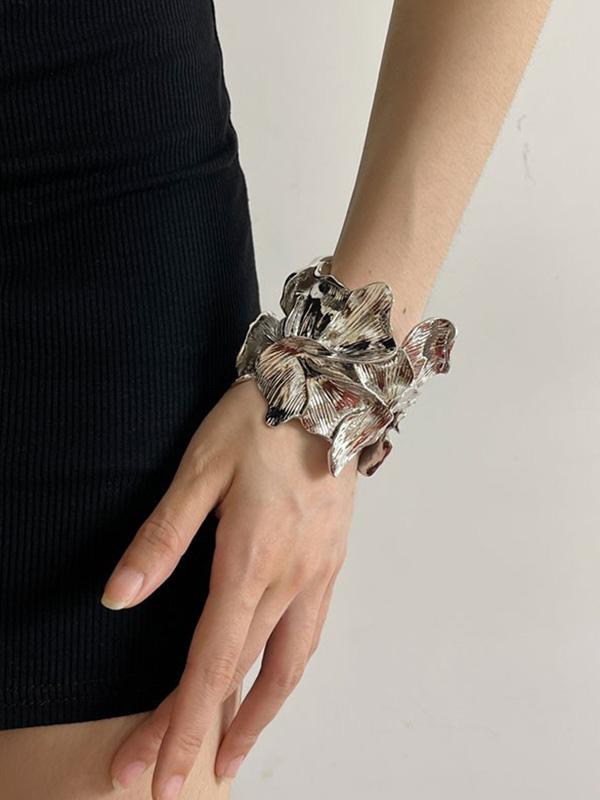 Geometric Pleated Solid Color Bracelet Accessories Product Image