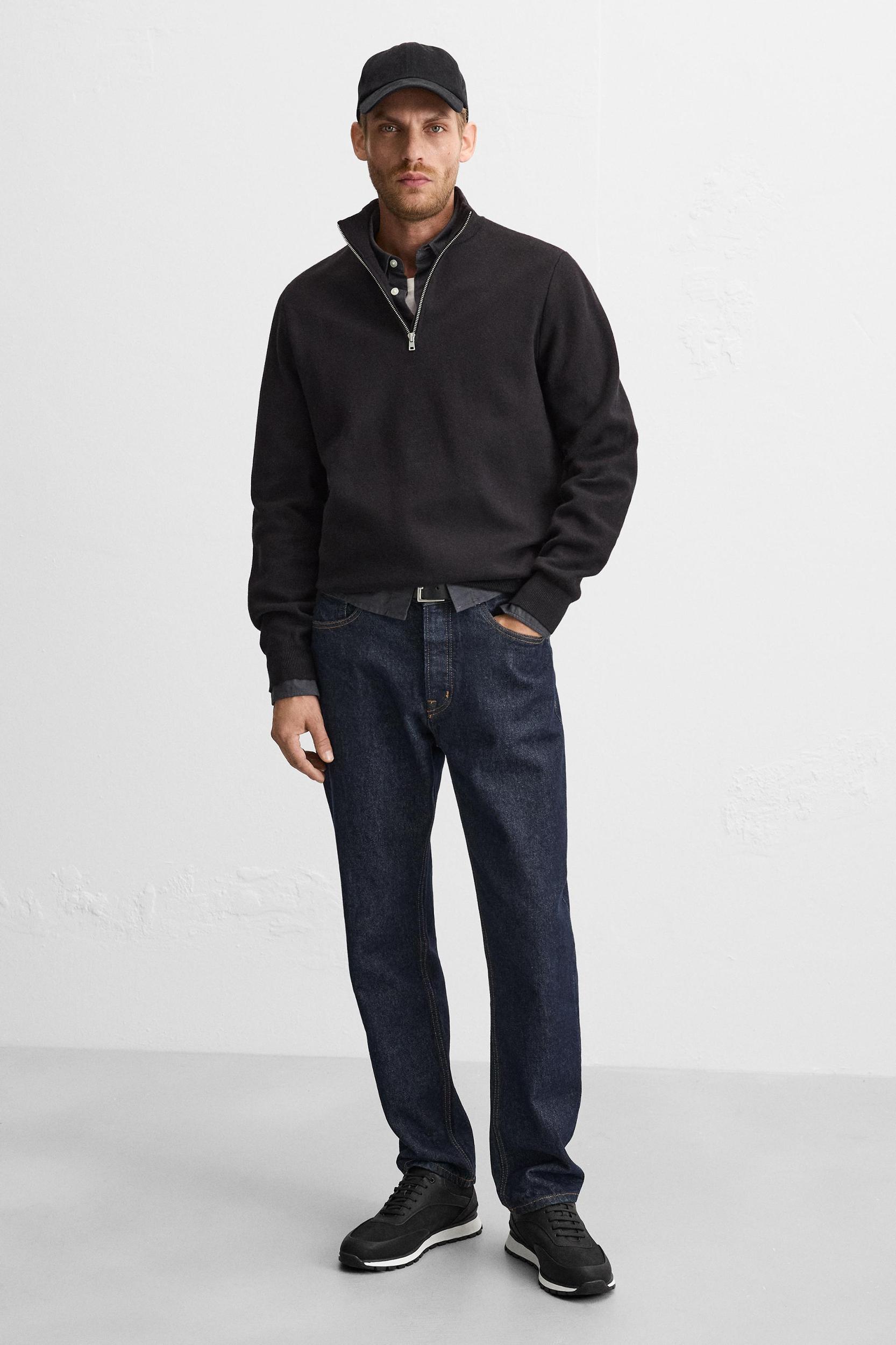 CASUAL SNEAKERS Product Image