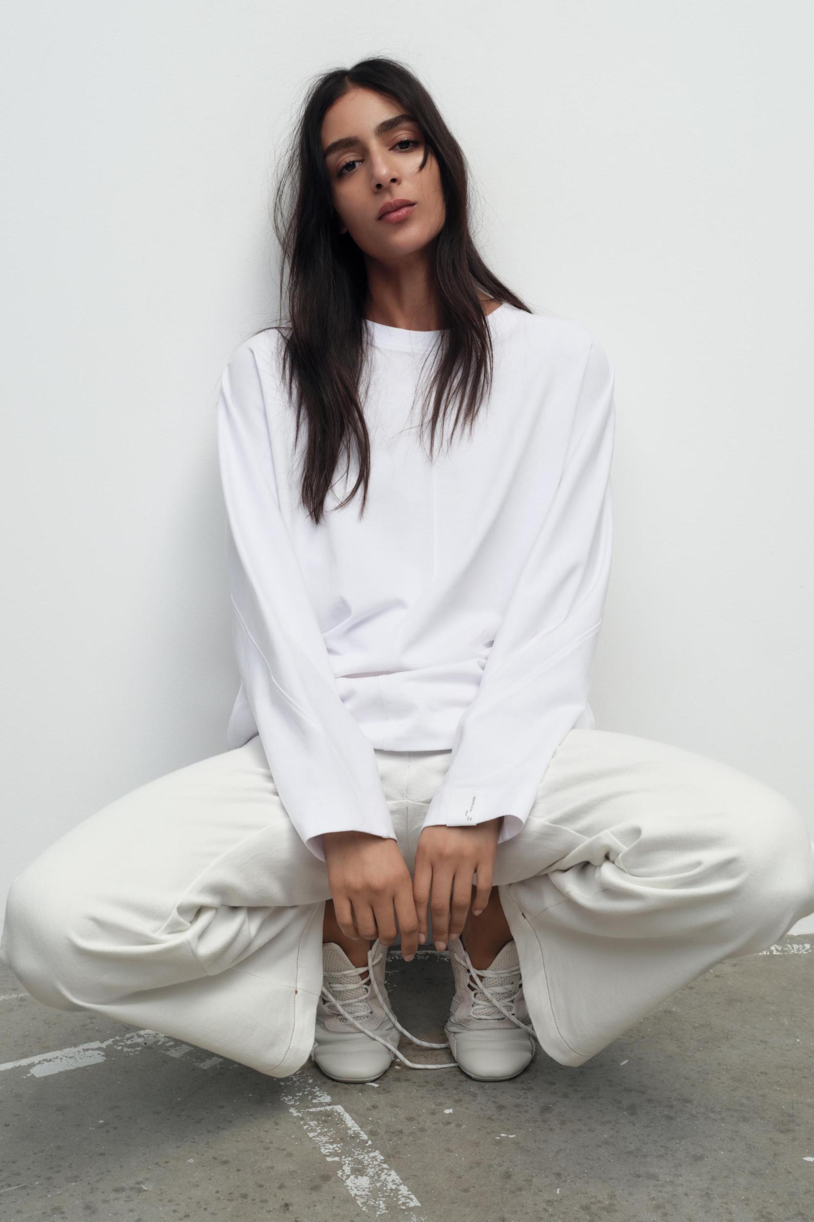 COTTON LABEL SHIRT Product Image