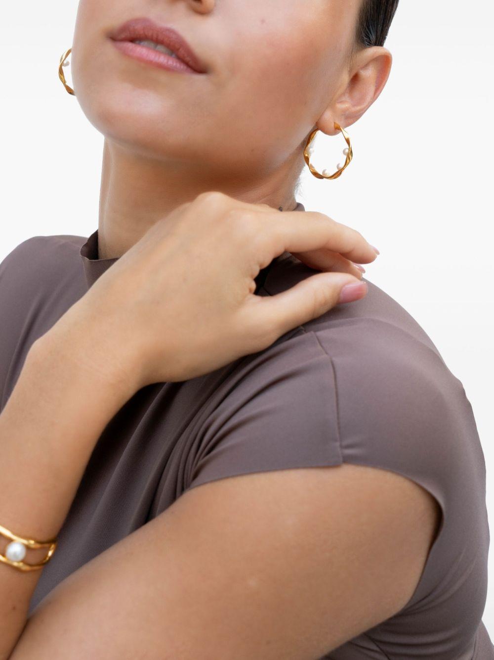 waterfall baroque pearl hoop earrings Product Image