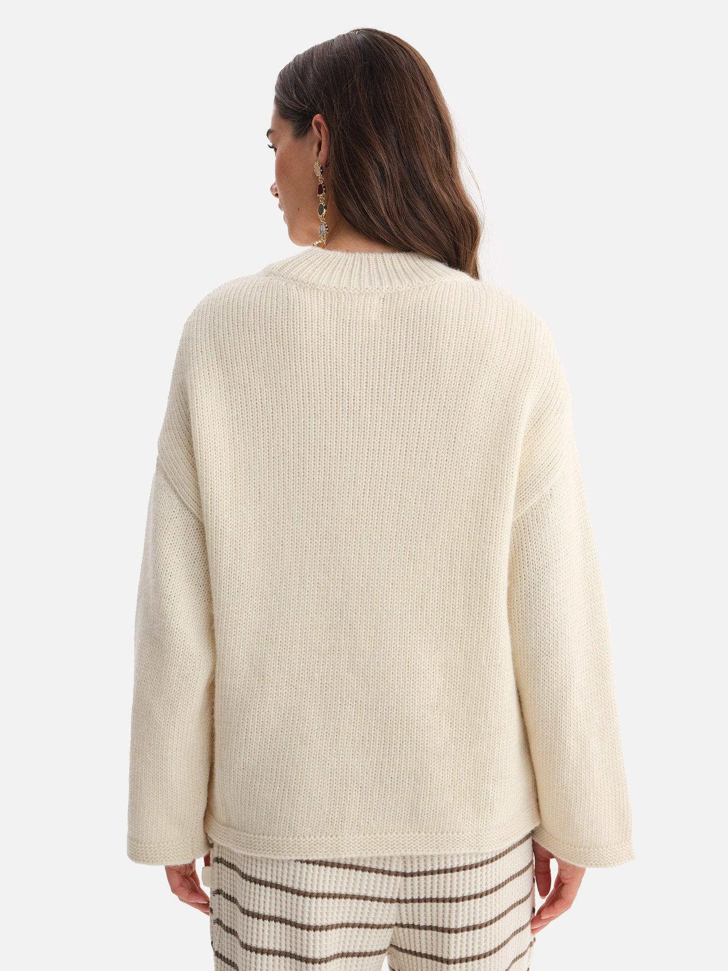 Luxe Alpaca Crewneck Pullover Female Product Image