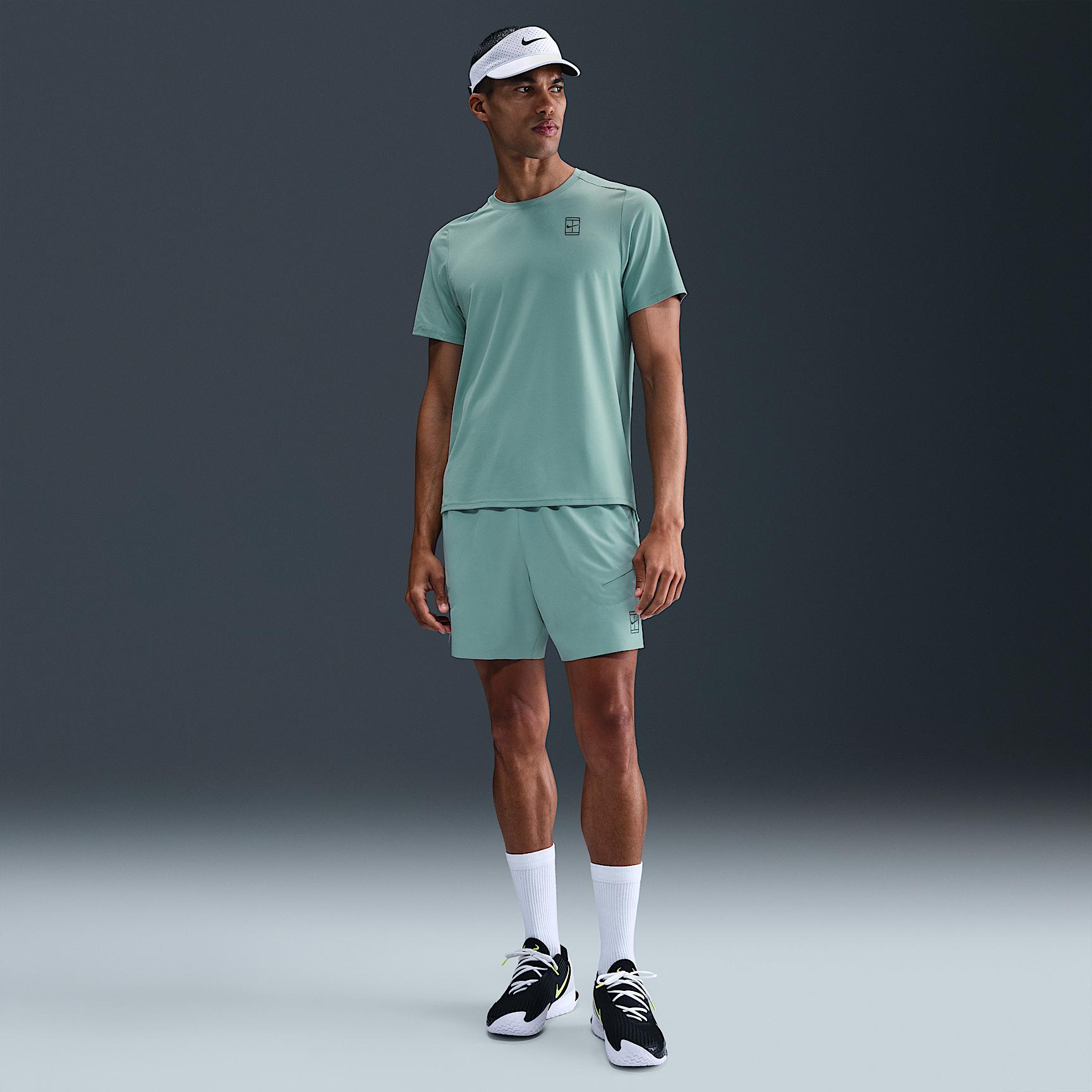 NikeCourt Advantage Men's Dri-FIT Tennis Top Product Image