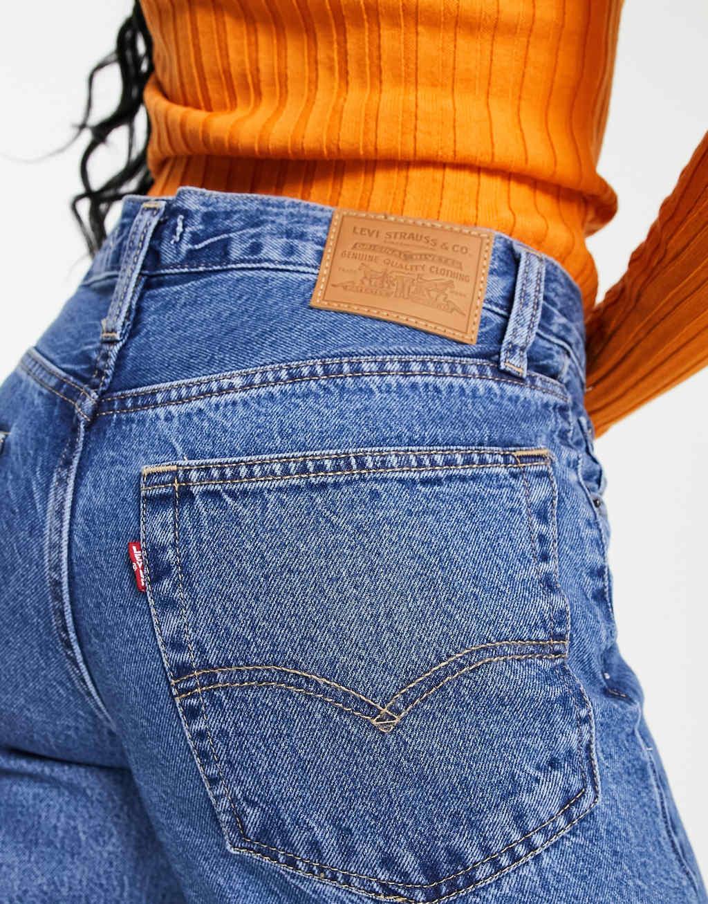 Levi's baggy dad jeans in mid wash blue  Product Image