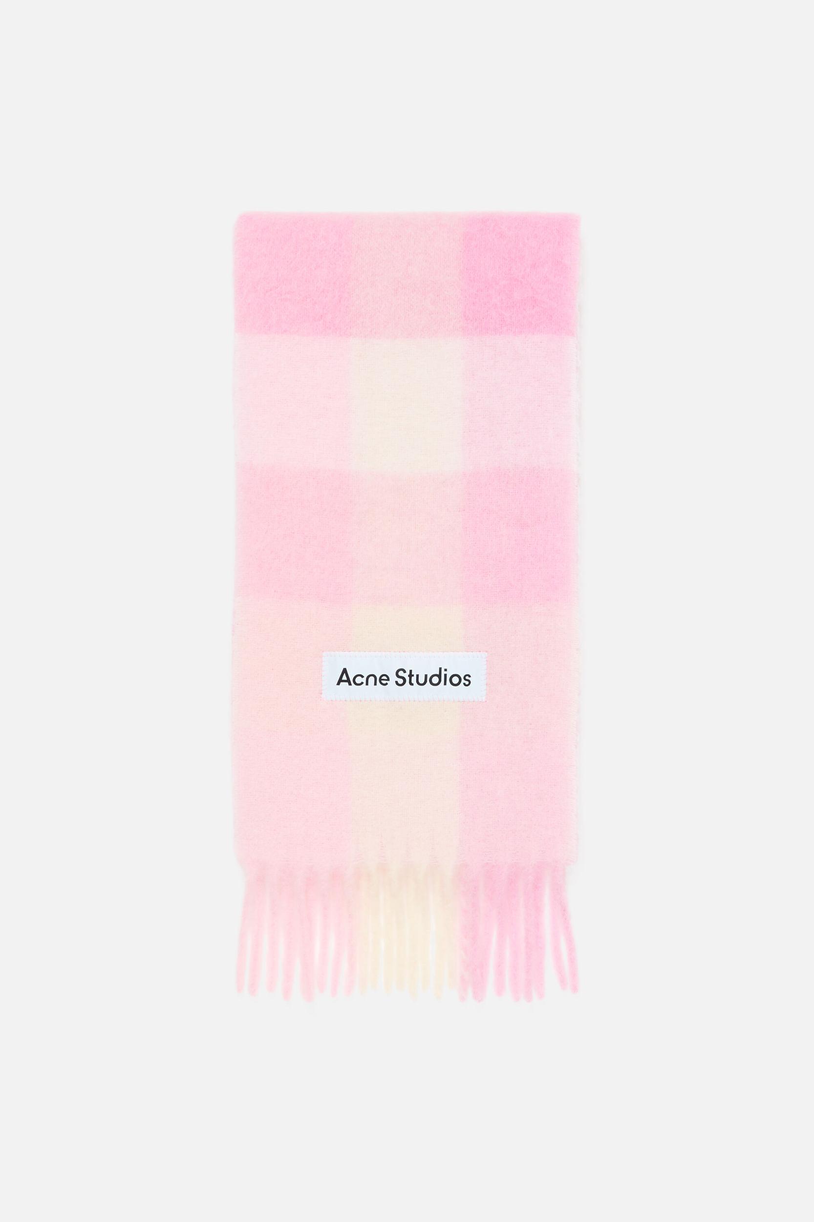 Mohair checked scarf Product Image