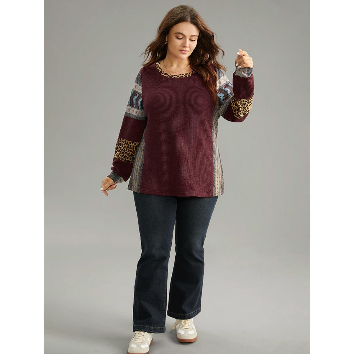 Plus Size Leopard Boho Print Round Neck Contrast Sweatshirt Women Burgundy Elegant Texture Round Neck Dailywear Sweatshirts BloomChic 14-16/1X Product Image